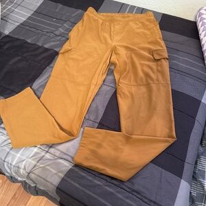 All in motion cargo jogger pants in size small